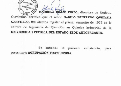 Certificado que acredita a Danilo Quezada como alumno de la UTE